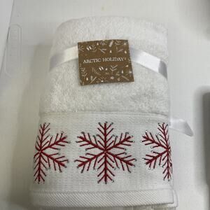 Set 2 White Turkish Cotton Snowflakes Tip Towels 28”L X 18”W Artic Holiday New